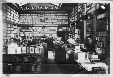 Vroman's Bookstore