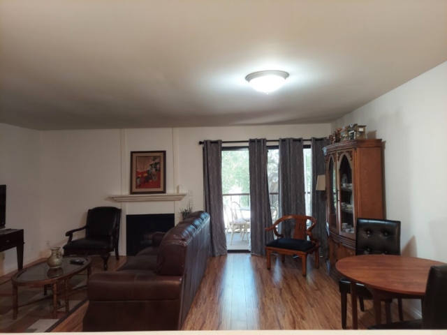 Independent senior living in Pasadena: The Oaks of Pasadena has 85 apartments including studio, one and two-bedroom units